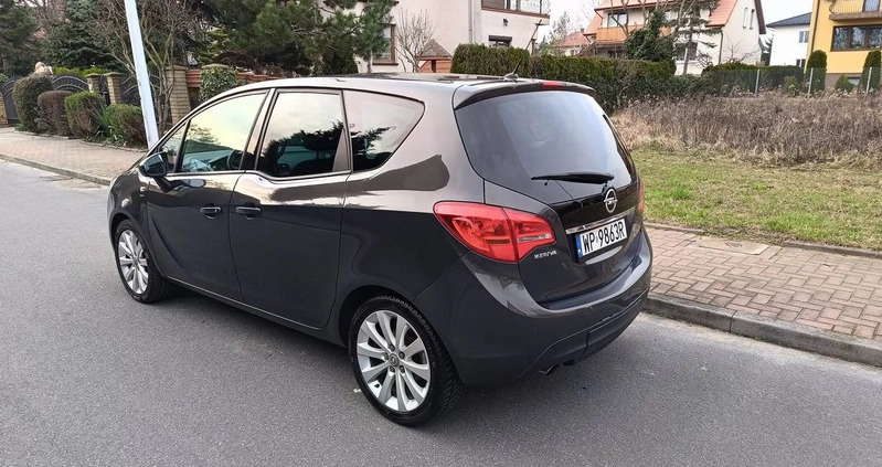 Opel Meriva cena 31900 przebieg: 162000, rok produkcji 2016 z Płock małe 781